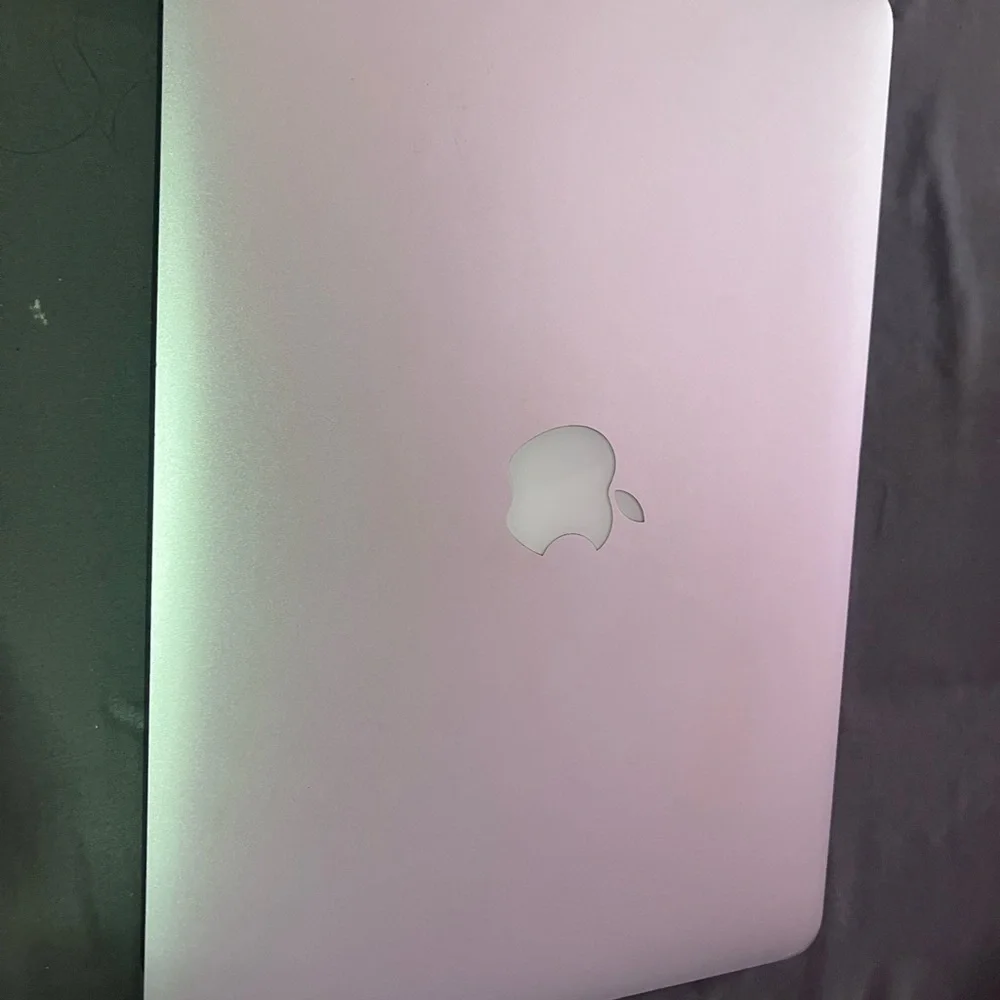 Apple Macbook Air A1466 Laptop